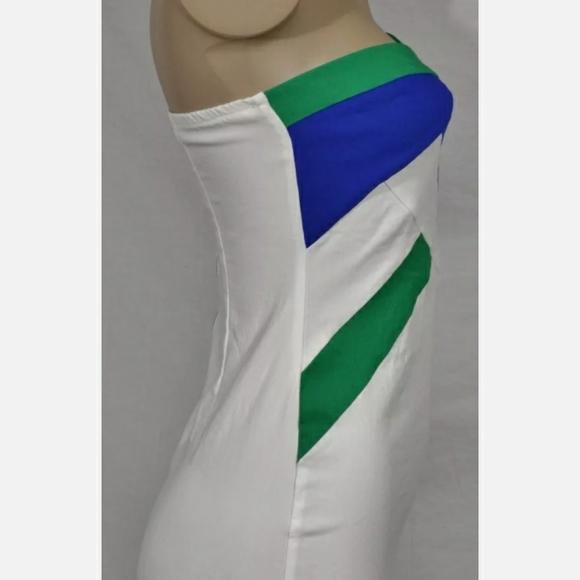 Dress - Picture 4 of 8